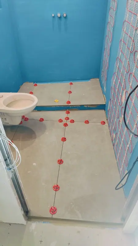 Calepinage du carrelage au sol avec croisillons